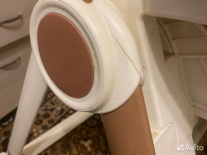 Стульчик для кормления Happy Baby