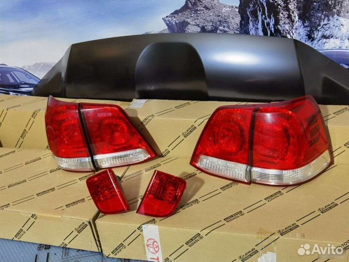 Фонари Toyota Land Cruiser 200