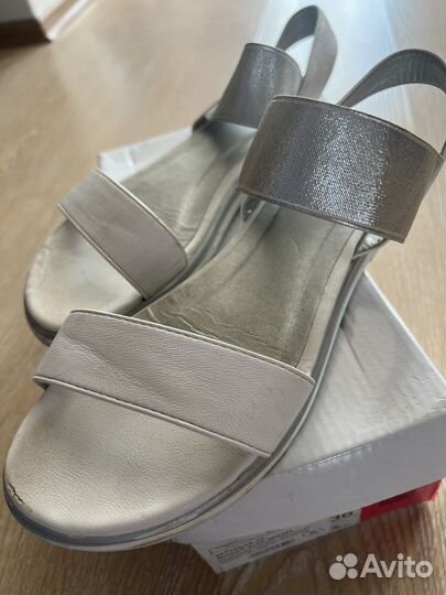 Босоножки для девочки