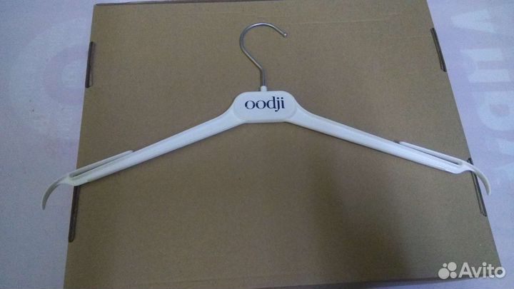 Вешалки плечики и зажимы для Брюк и юбок