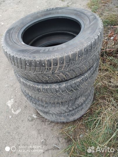 Laufenn I Fit Ice LW 71 215/65 R16