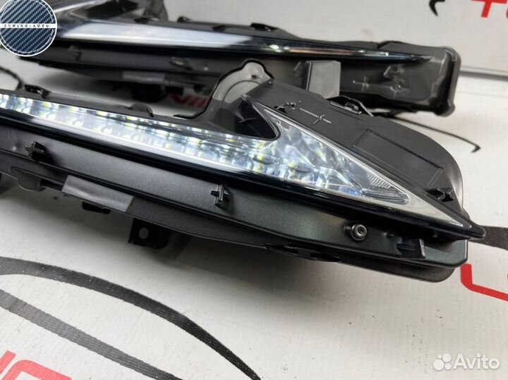 Поворотники Lexus IS LED
