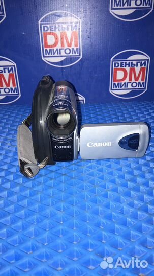 Л) Видеокамера Canon DC301e