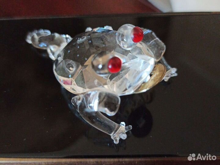 Лягушка из яшмы,хрусталя, кашпо с лягушкой