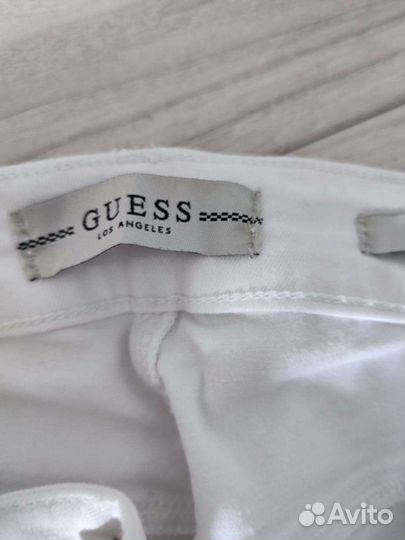 Белые брюки guess 25 размер