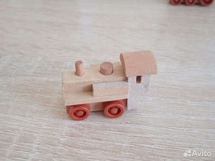 Паровозики киндер