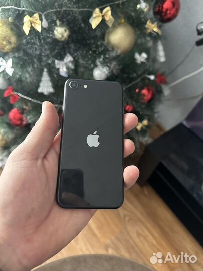 iPhone SE (2020), 64 ГБ