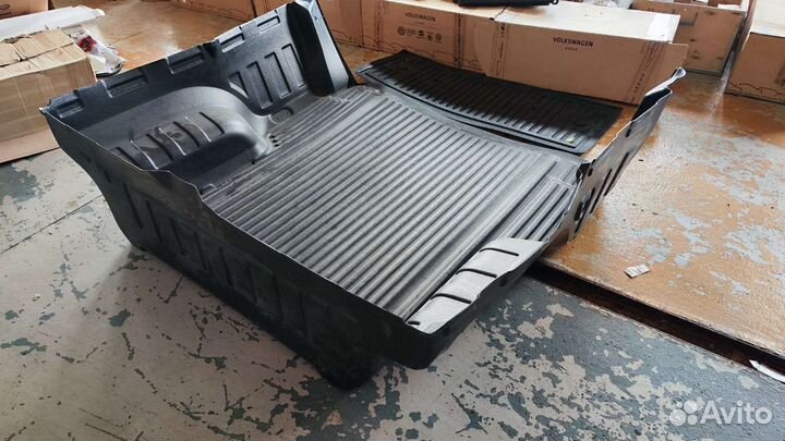 Поддон для багажного отсека 2H7061162D