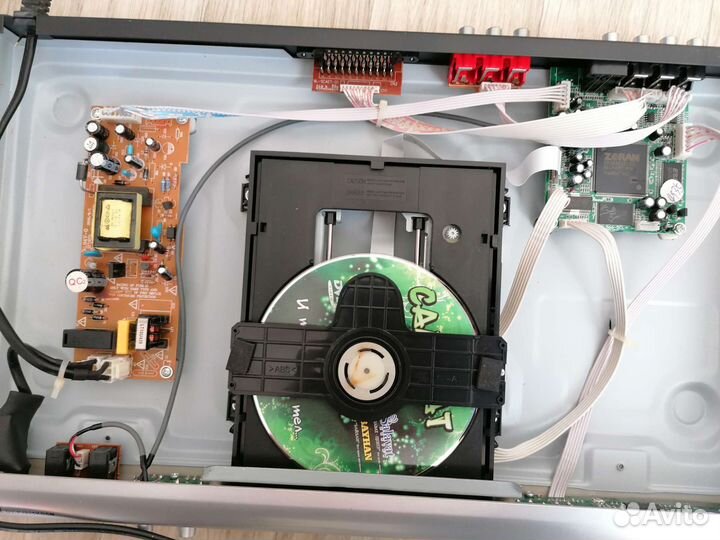 DVD плеер акай