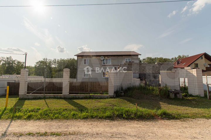 Дом 320 м² на участке 22 сот.