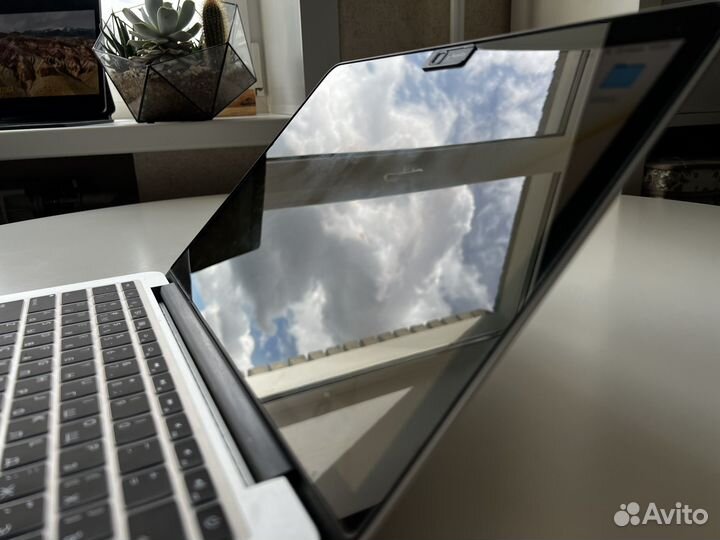 MacBook Pro 13 2015 Core i7 16GB RAM 512GB SSD