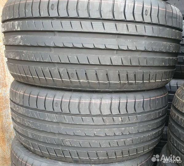 Triangle EffeXSport TH202 235/40 R18