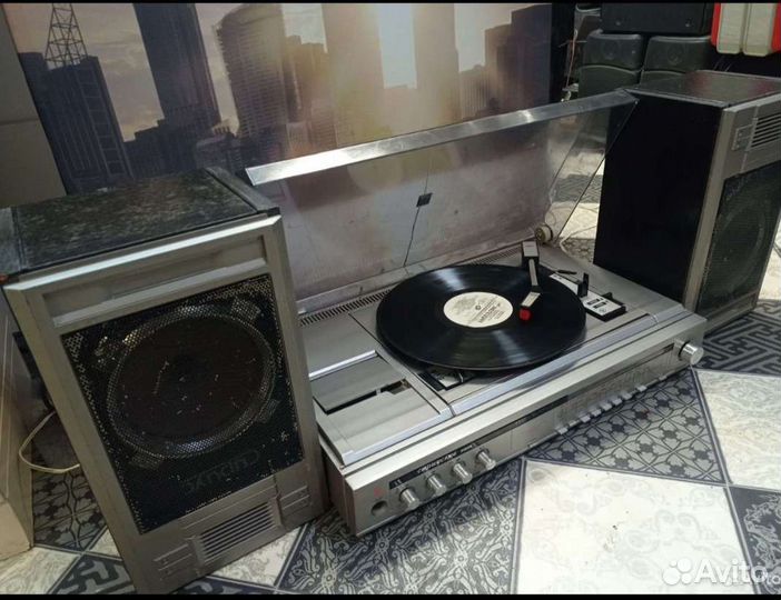 Проигрывать винила Радиола Сириус-316-Пано