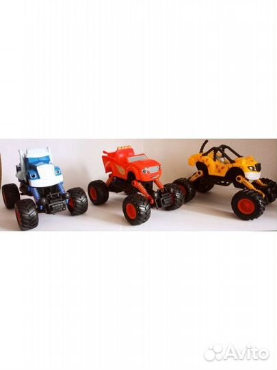 Вспыш и чудо машинки набор 3 инерционные машинки