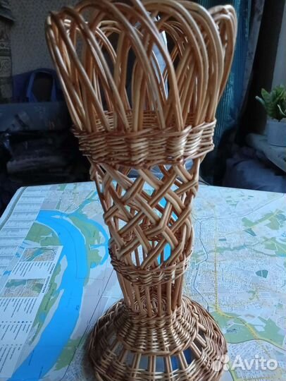 Ваза напольная плетеная