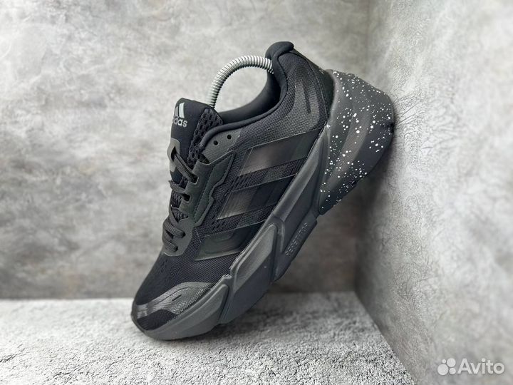 Кроссовки adidas Adistar