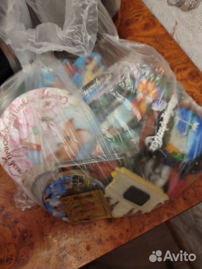 Магнитики на холодильник