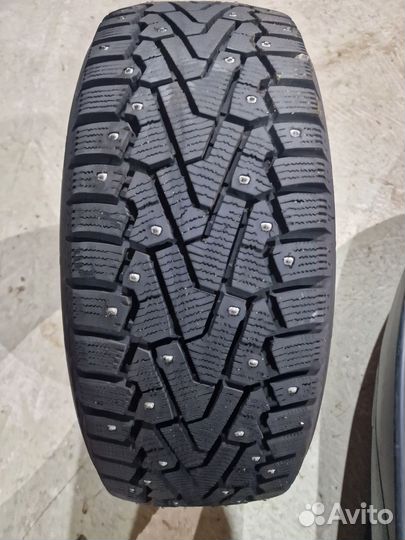 Pirelli Ice Zero 205/60 R16
