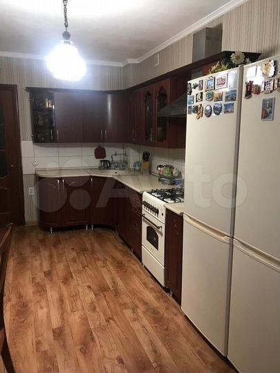 3-к. квартира, 84 м², 10/10 эт.