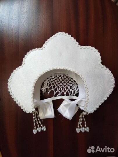 Кокошник для Снегурочки новый