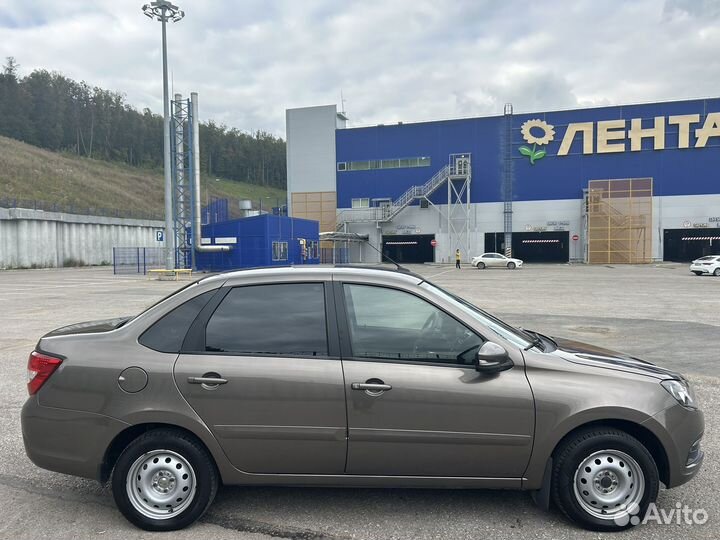 LADA Granta 1.6 МТ, 2019, 135 000 км