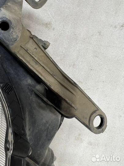 Фара ксенон передняя левая Toyota Camry V50/V55