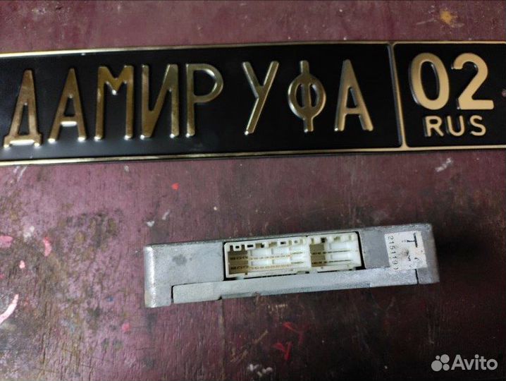 Блок управления двигателем Toyota Caldina CT190G