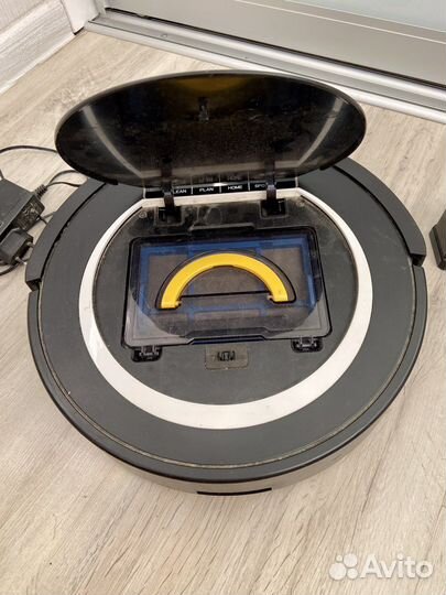 Робот пылесос Gutrend