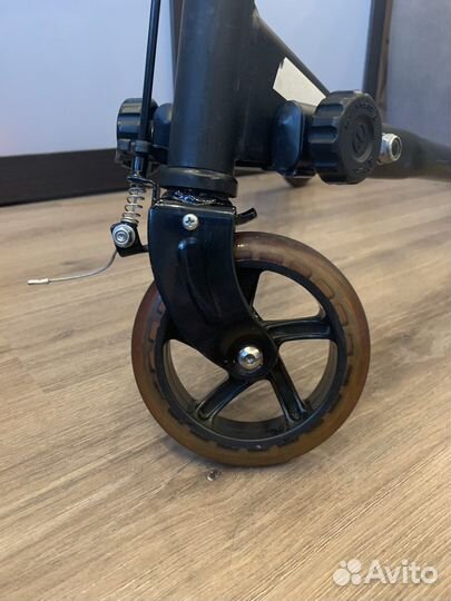 Самокат инерционный тренажер для ног