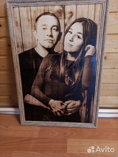 Портрет по фото на дереве Подарок