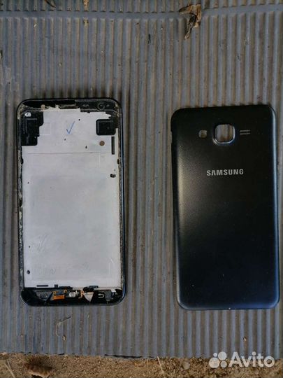 Телефон Samsung