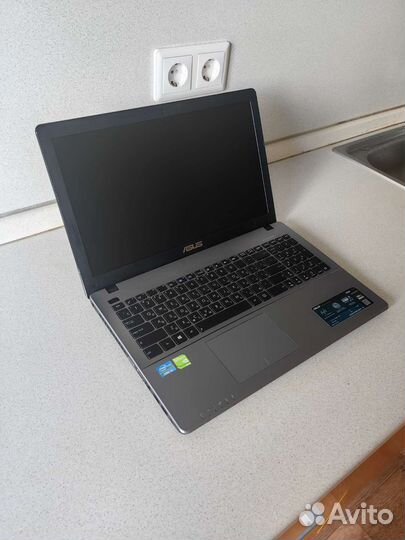 Ноутбук Asus X550V
