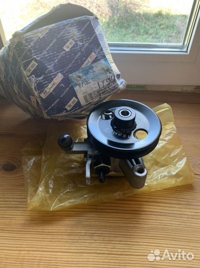 Насос гур 571002E000