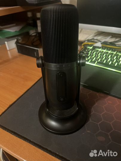 Микрофон Thronmax one pro