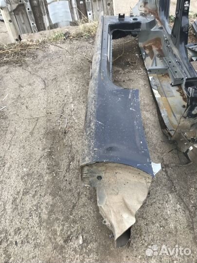 Порог со стойкой левый Opel Astra H (2004–2014)