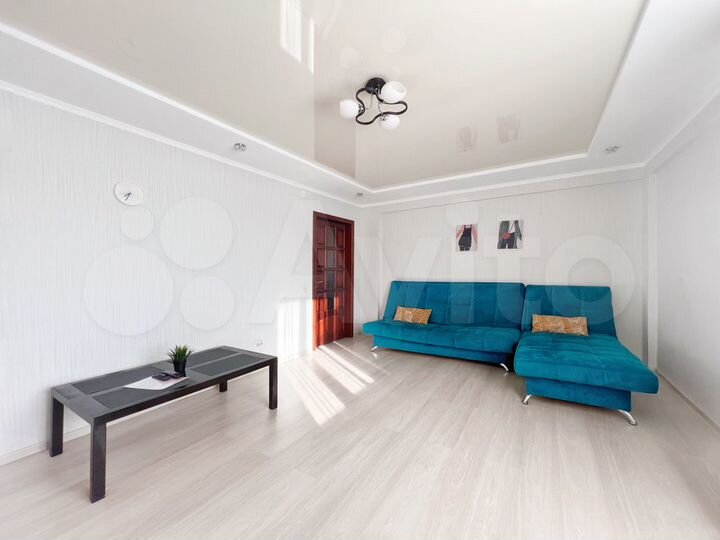 2-к. квартира, 54 м², 9/16 эт.