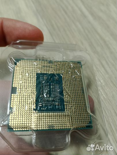 Процессор Intel Core i5-10400f