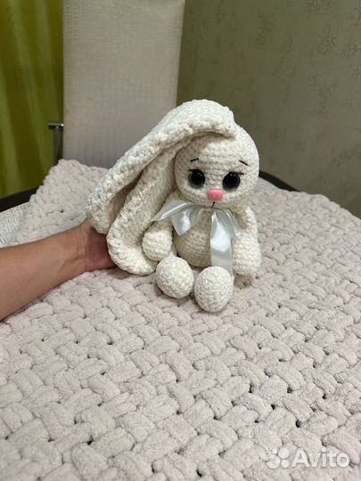 Плюшевый заяц