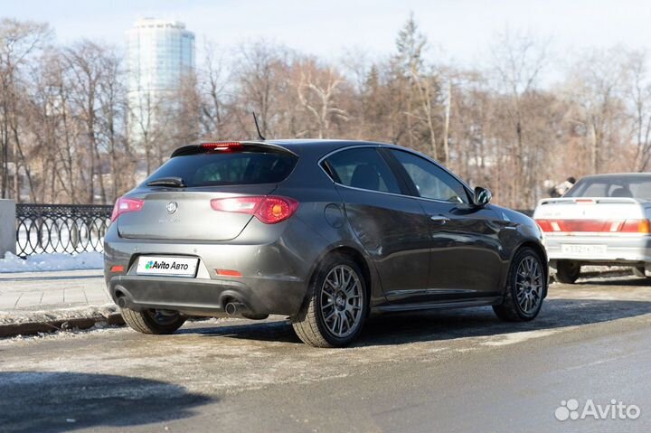 Alfa Romeo Giulietta 1.7 МТ, 2013, 122 000 км