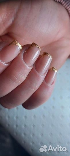 Наращивания ногтей