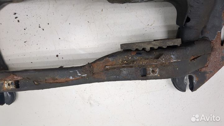 Балка под кпп BMW X5 E70 3 Инжектор, 2009