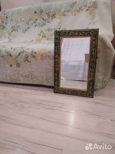 Зеркала с декором
