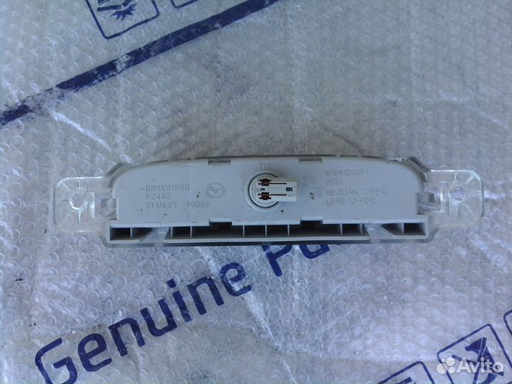 Мазда 3 2006 седан задний стоп сигнал