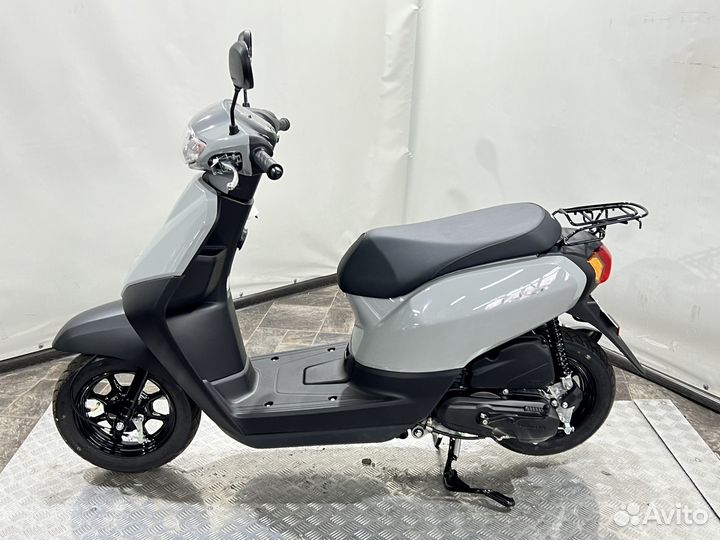 Скутер Honda Tact