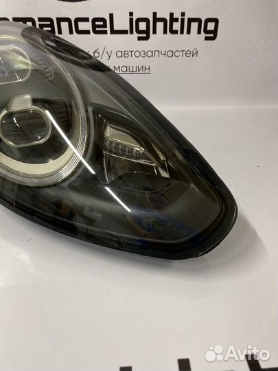 Фара правая adaptive LED porsche panamera 970