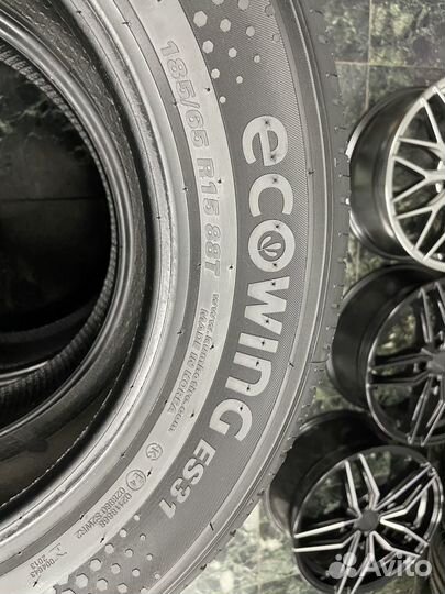 Kumho Ecowing ES31 185/65 R15 88T