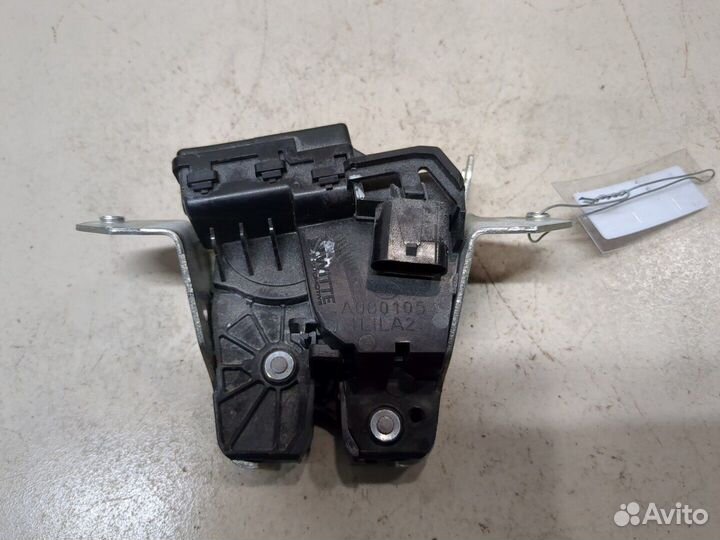 Замок багажника Mercedes GLE W166, 2017