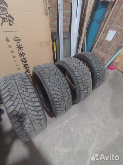 Bfgoodrich G-Force Stud 205/50 R17 93Q