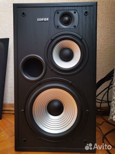 Акустические колонки edifier R2700