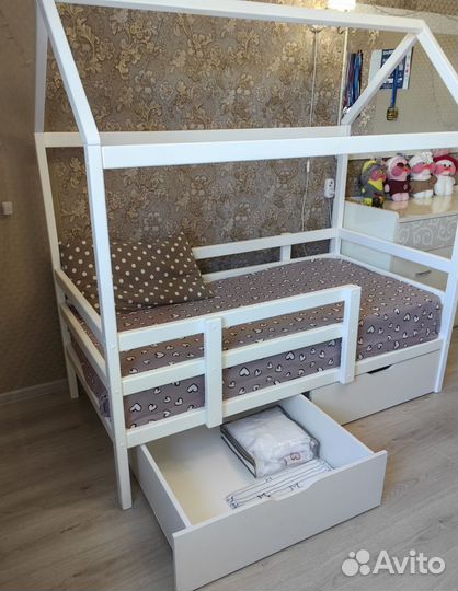 Детская кровать домик новая